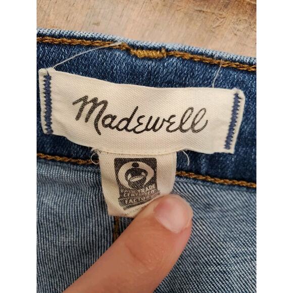 Women's Madewell Medium Wash High-Rise Cut-Off Denim Jean Shorts | Size 30 - Picture 8 of 9